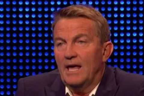 The Chase’s Bradley Walsh left grinding his teeth as Mark Labbett brands him a ‘div’ in brutal..