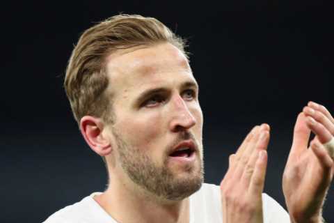 Kane recalls ‘crazy’ moment Defoe pulled up in Range Rover for kickabout with Tottenham star and..