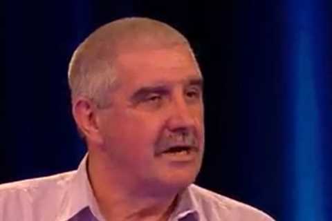 Tipping Point fans open-mouthed at contestant’s VERY unusual job – but quickly turn on him
