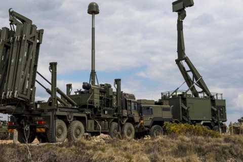 Britain sending its most sophisticated mobile air defence kit to Poland to secure Nato’s eastern..
