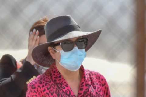 Kim Kardashian’s entire family SNUBS Kanye West &amp; skips Donda 2 concert despite Kris Jenner..
