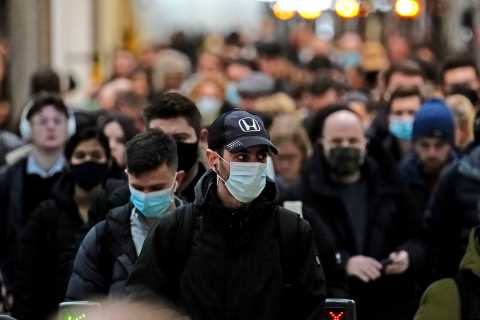 UK’s daily Covid cases fall by 37% in a fortnight as major rule change set for this week