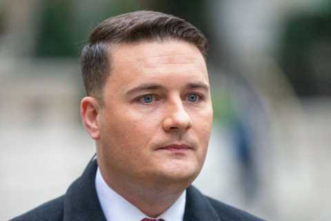 Labour MP Wes Streeting slammed for attacking Boris Johnson with jibe about serial killer Harold..