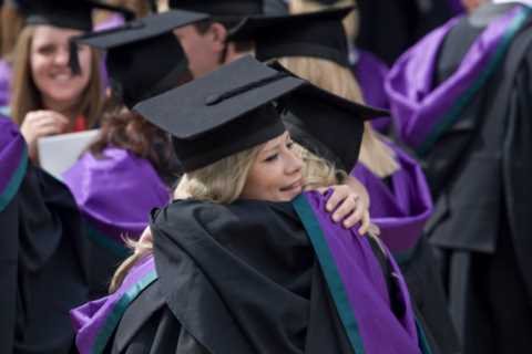 Pupils who fail maths and English GCSEs ‘will be BANNED from taking out student loans’