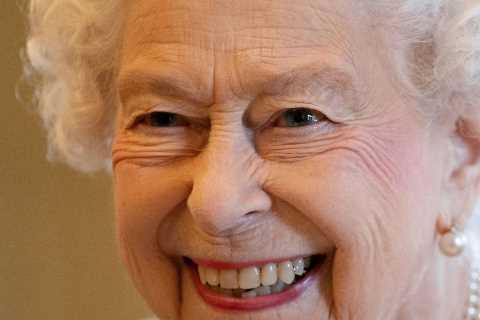 The Queen is already ‘getting over’ Covid bout and only ever displayed ‘very mild symptoms’