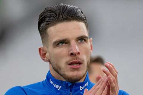 Man Utd ‘remain confident of landing top transfer targets like Rice this summer’ even without..