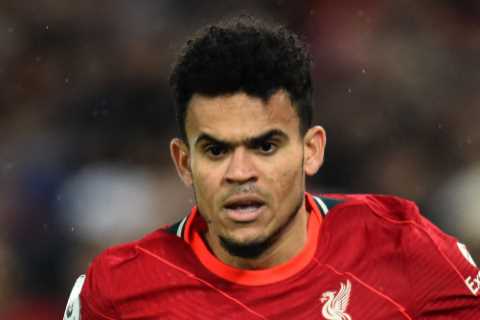 West Ham were ‘far down the line’ on Luis Diaz transfer with Moyes on phone to attacker before..