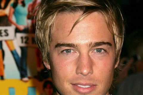 Desperate Housewives star Ryan Carnes is unrecognisable from clean-cut Justin 17yrs after the show