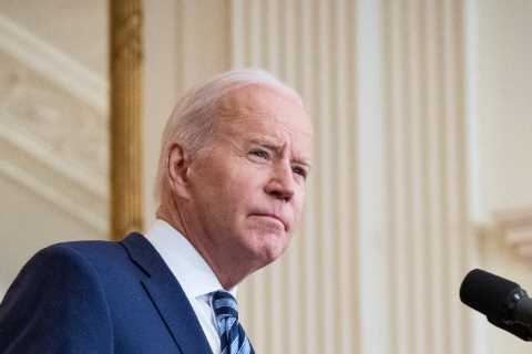 10 Consequential Days: How Biden Navigated War, Covid and the Supreme Court