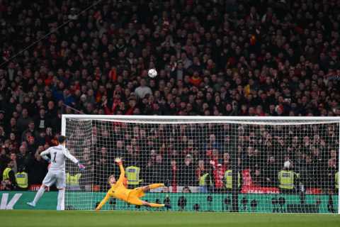 ‘I feel bad for him’- Tuchel refuses to blame Kepa for Chelsea’s Carabao Cup heartbreak as penalty..