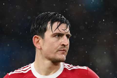 Rio Ferdinand reveals his big ‘problem’ with Harry Maguire as Man Utd prepare for massive derby..
