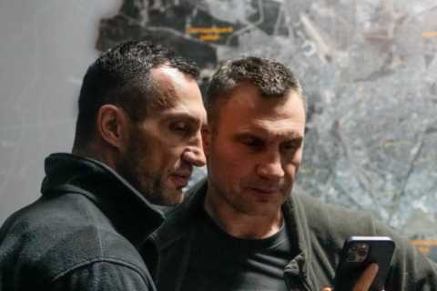 ‘We’re ready to die’ – Heavyweight boxing legend and Kyiv Mayor Vitali Klitschko issues rally cry..