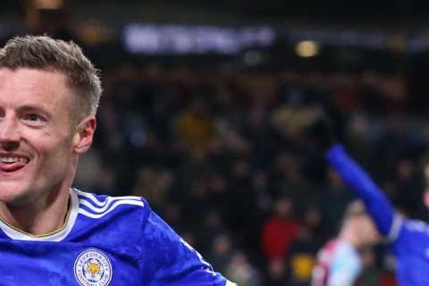 Jamie Vardy breaks Arsenal legend Ian Wright’s record for PL goals after turning 30 with first..