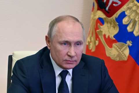 Britain is ready to JAIL warmonger Vladimir Putin if he is found guilty of war crimes, Dominic Raab ..
