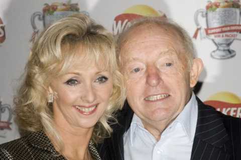 Debbie McGee reveals heartbreaking final days with husband Paul Daniels and says his cancer left..
