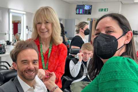 Coronation Street’s Jack P Shepherd worries fans as he posts pictures from A&amp;E and shares..