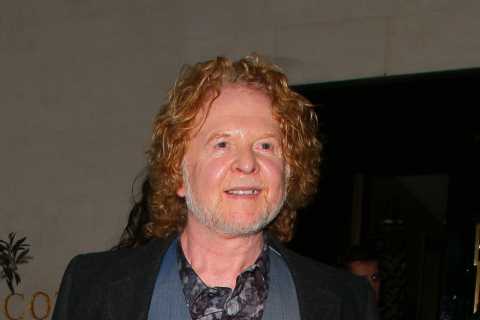 I’ve got Long Covid, can’t sleep and have heart palpitations at night, says Simply Red legend Mick..