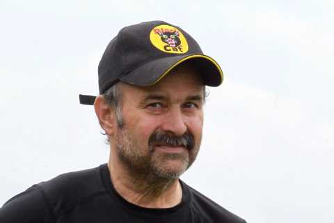 American Pickers star Frank Fritz struggles to pay off $5K in taxes on Iowa farmhouse after he’s..