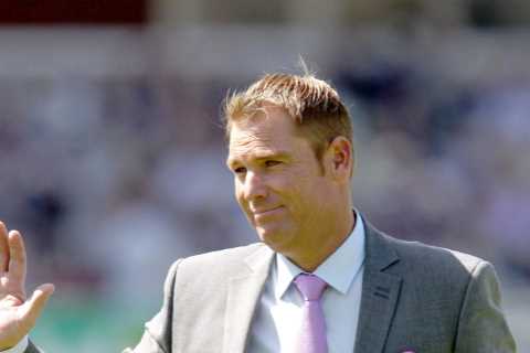 Shane Warne’s four pals battled for 20 minutes to save his life after ‘heart attack’ on lads’..