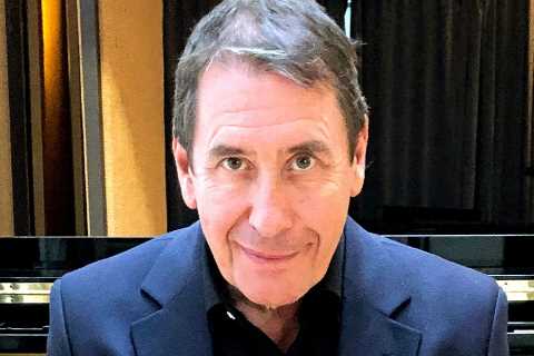 As Jools Holland shares prostate cancer diagnosis – the 6 signs to never ignore