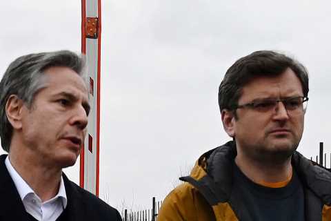 Blinken Arrives in Poland to Gauge Additional U.S. Aid for Ukraine