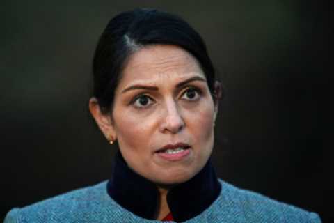 Thousands of Ukrainian refugees will be allowed  into Britain, vows Priti Patel
