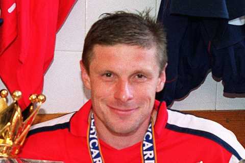 ‘We will NOT give up’ – Heroic ex-Arsenal star Oleg Luzhny joins Ukraine front line to fight Russia