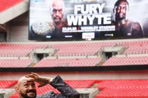 Tyson Fury trying to get dad John to fight on undercard of his clash with Dillian Whyte at sold out ..