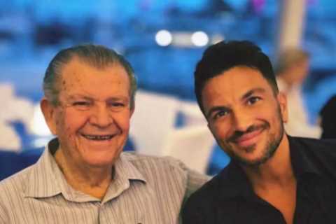 Inside Peter Andre’s epic trip to Australia as son Junior posts from the beach and fancy restaurant