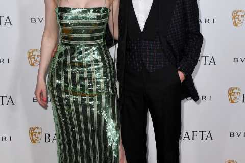 Love Actually star Thomas Brodie-Sangster all grown up as he looks loved up with girlfriend..
