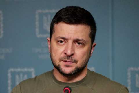 MPs call for brave Ukraine president Volodymyr Zelensky to be given a knighthood