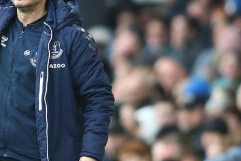 Lampard says Everton fans have every right to boo players after he suffers fifth loss in six games..
