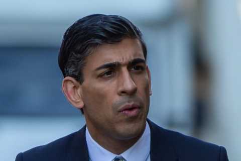 Rishi Sunak will NOT cut £12billion tax ‘bomb’ in mini-Budget as hard-pressed families face cost of ..