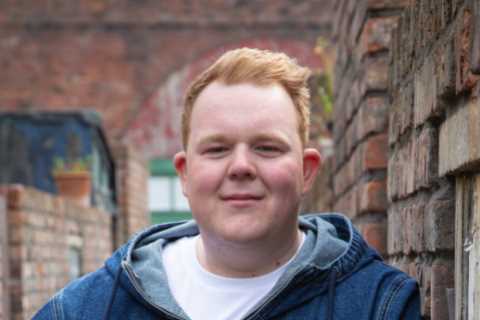Corrie’s Colson Smith claims he had to wear 20XL size clothes as a teen because he was ‘too fat’..