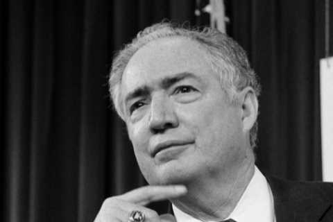 Lauro Cavazos, First Hispanic Cabinet Member, Dies at 95