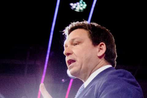 The Economy’s Terrible, G.O.P. Governors Say. Just Not in Their States.