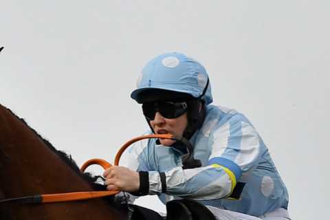 How to watch 5.30 Kim Muir Challenge Cup at Cheltenham Festival on TV and live stream