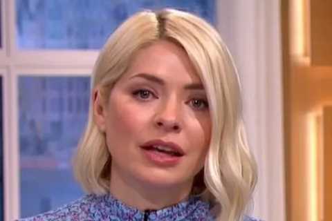Holly Willoughby fights back tears as she talks to brave student who flew to Ukraine from UK to..