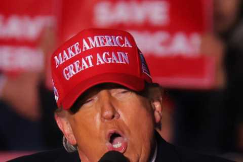 Trump Campaign Owes $300,000 in Legal Fees After Another Failed NDA Case