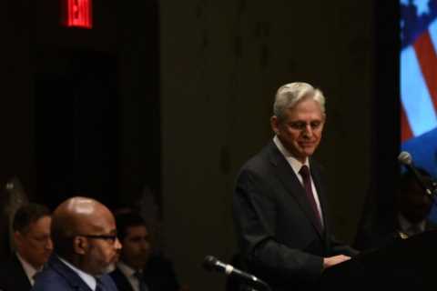 Justice Dept. to Expand Training Offered to Local Law Enforcement