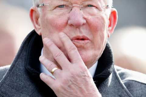 What horse is Sir Alex Ferguson running at Cheltenham Festival GOLD CUP? Results and odds