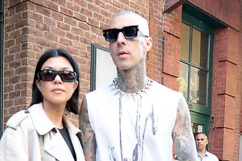 Kourtney Kardashian shows off $1.2K personalized Dolce &amp; Gabbana slippers for her and fiancé..