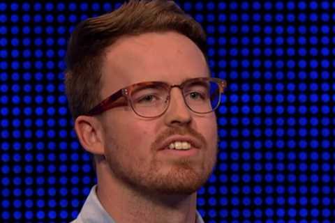 The Chase viewers distracted by ‘sexy’ player as Bradley Walsh makes dig at Anne Hegerty