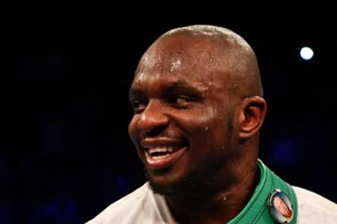 Colin Hart: Dillian Whyte a disgrace for sulking over Tyson Fury purse… £6m is more than Usyk got..