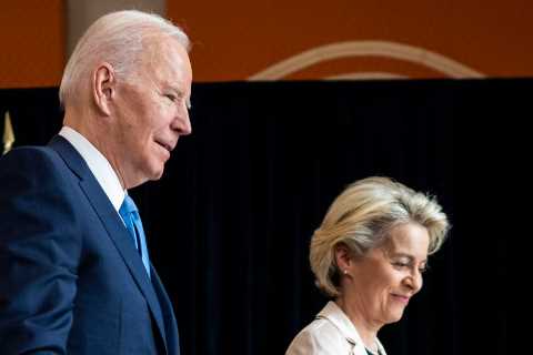 Biden Strikes Gas Deal to Reduce Europe’s Reliance on Russia