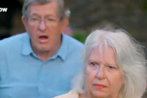 Antiques Roadshow couple GASP as they learn life-changing value of late mother’s jewels – despite..