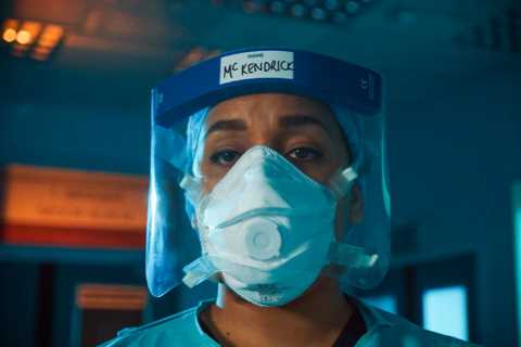 Which characters are returning for the Holby City finale?