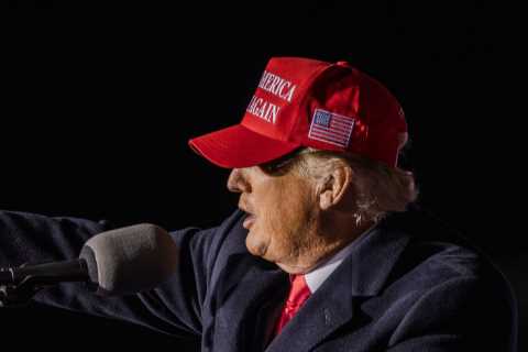 Call Logs Underscore Trump’s Efforts to Sway Lawmakers on Jan. 6