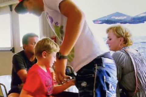 Teen Mom star Ryan Edwards slammed as ‘pathetic’ for giving son Bentley a ‘weak’ hug &amp; storming ..