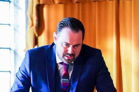 EastEnders’ Mick Carter breaks down in tears at Tina’s funeral after she was murdered by Gray Atkins